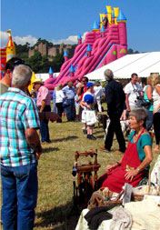 dunster show